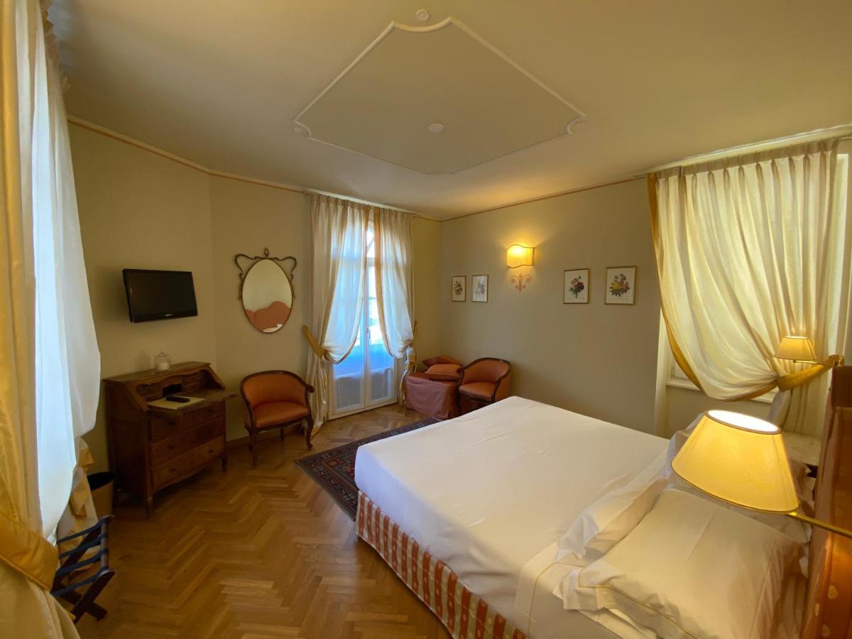 ลา วิตโตเรีย บูทิก โฮเต็ล Hotel การ์ดา ภายนอก รูปภาพ